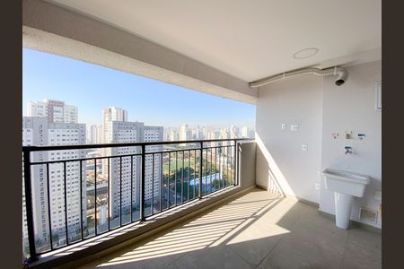 Apartamento para alugar com 56m², 2 quartos e 1 vaga Apartamento para alugar com 56m², 2 quartos e 1 vagaVaranda