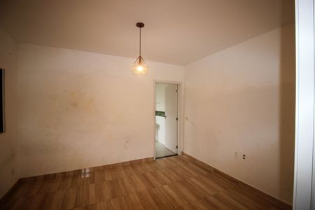 Casa de Condomínio para alugar com 2 quartos, 70m² em Parque São Bento, Sorocaba