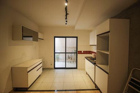 Casa de condomínio para alugar com 70m², 2 quartos e 1 vaga