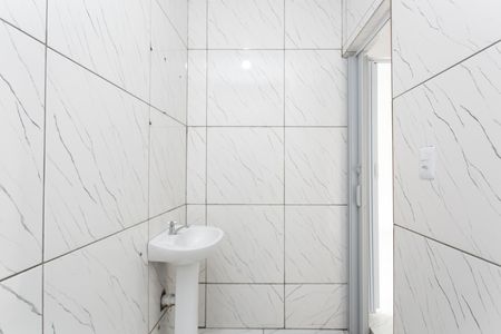 Apartamento para alugar com 45m², 2 quartos e sem vaga Apartamento para alugar com 45m², 2 quartos e sem vagaBanheiro