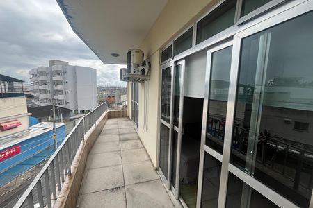 Apartamento à venda com 191m², 3 quartos e 2 vagasVaranda