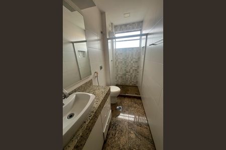 Apartamento à venda com 191m², 3 quartos e 2 vagasBanheiro social