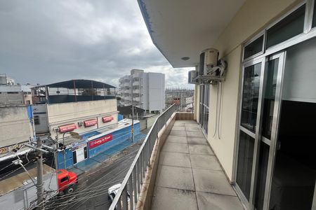 Apartamento à venda com 191m², 3 quartos e 2 vagasVaranda