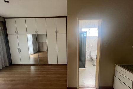 Apartamento à venda com 191m², 3 quartos e 2 vagasQuarto 3