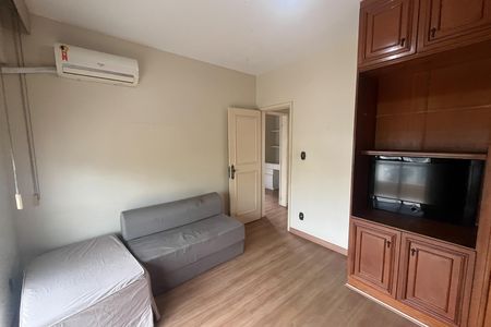 Apartamento à venda com 191m², 3 quartos e 2 vagasQuarto 2