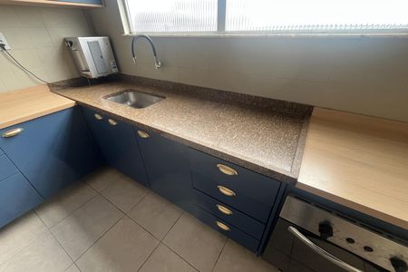 Apartamento à venda com 191m², 3 quartos e 2 vagasCozinha
