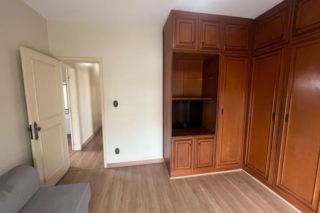 Apartamento à venda com 191m², 3 quartos e 2 vagasQuarto 2