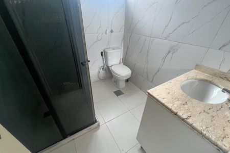 Apartamento à venda com 191m², 3 quartos e 2 vagasBanheiro da suite