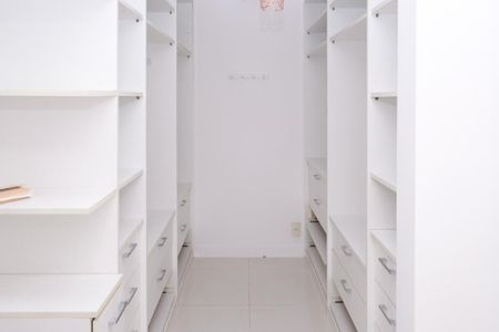 Casa para alugar com 400m², 3 quartos e 2 vagasCloset