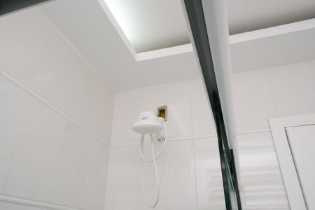 Casa para alugar com 400m², 3 quartos e 2 vagasBanheiro Corredor