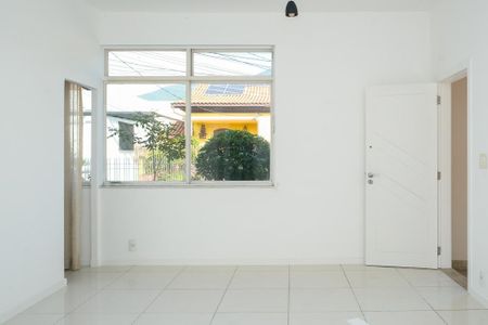 Casa para alugar com 400m², 3 quartos e 2 vagasSala