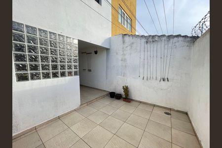 Quintal de casa à venda com 5 quartos, 181m² em Jardim Ester, São Paulo