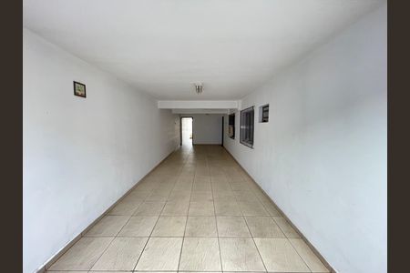 Garagem de casa à venda com 5 quartos, 181m² em Jardim Ester, São Paulo