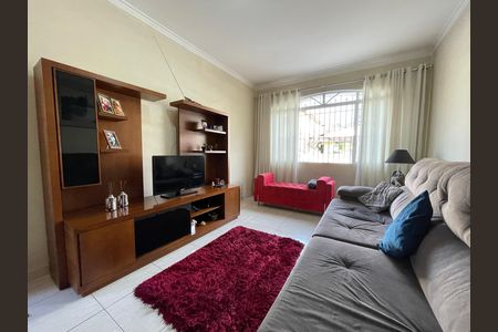 Sala de casa à venda com 5 quartos, 181m² em Jardim Ester, São Paulo