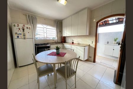 Cozinha de casa à venda com 5 quartos, 181m² em Jardim Ester, São Paulo