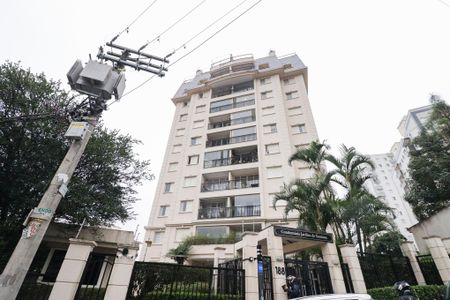 Apartamento para alugar com 72m², 2 quartos e 2 vagasFachada