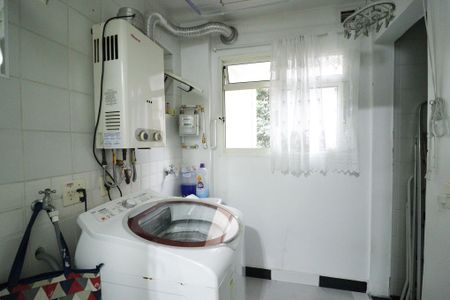 Apartamento para alugar com 72m², 2 quartos e 2 vagasCozinha e Área de Serviço