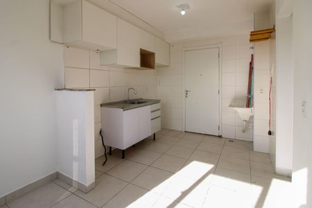 Apartamento para alugar com 34m², 2 quartos e sem vaga Apartamento para alugar com 34m², 2 quartos e sem vagaSala/Cozinha