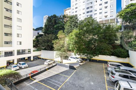 Sala - Vista de apartamento à venda com 2 quartos, 50m² em Sumaré, São Paulo