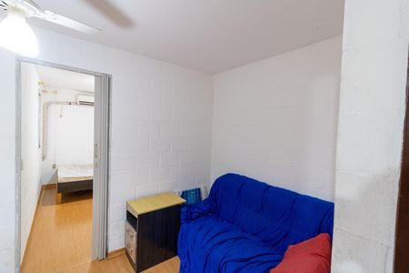Sala de apartamento à venda com 2 quartos, 36m² em Vila Nova, Porto Alegre
