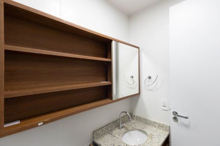 Apartamento para alugar com 41m², 2 quartos e sem vaga Apartamento para alugar com 41m², 2 quartos e sem vagaBanheiro
