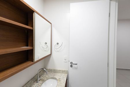 Apartamento para alugar com 41m², 2 quartos e sem vaga Apartamento para alugar com 41m², 2 quartos e sem vagaBanheiro