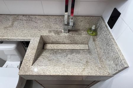 Apartamento para alugar com 98m², 2 quartos e 2 vagasBanheiro da Suíte