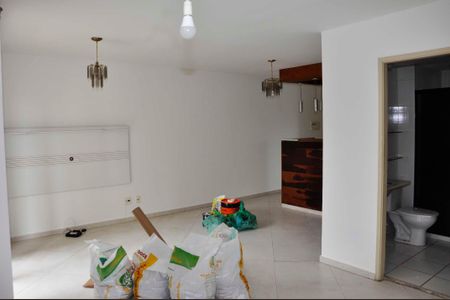 Apartamento à venda com 73m², 2 quartos e 1 vagaDetalhe - Sala