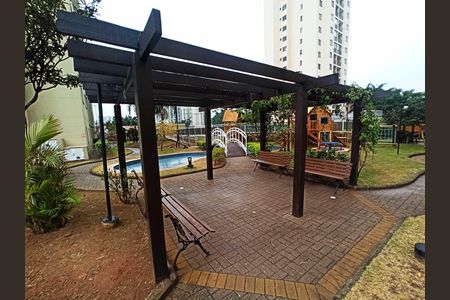 Apartamento à venda com 73m², 2 quartos e 1 vagaÁrea comum