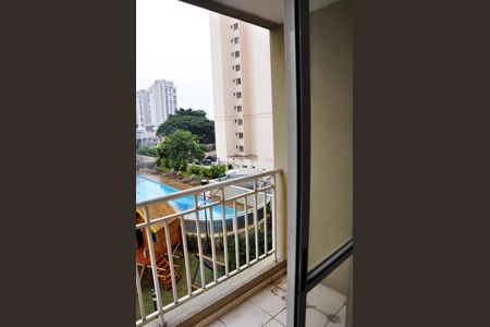 Apartamento à venda com 73m², 2 quartos e 1 vagaDetalhe - Varanda da Sala