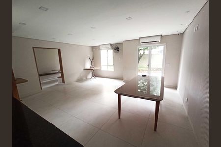 Apartamento à venda com 73m², 2 quartos e 1 vagaSalão de Festas