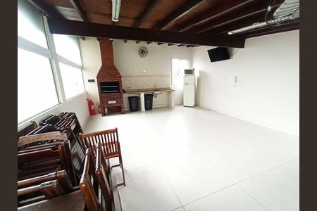 Apartamento à venda com 73m², 2 quartos e 1 vagaChurrasqueira