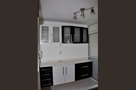 Apartamento à venda com 73m², 2 quartos e 1 vagaDetalhe - Cozinha Americana