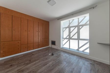 Casa para alugar com 110m², 2 quartos e 2 vagas Casa para alugar com 110m², 2 quartos e 2 vagasQuarto 1