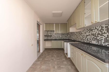 Casa para alugar com 110m², 2 quartos e 2 vagas Casa para alugar com 110m², 2 quartos e 2 vagasCozinha
