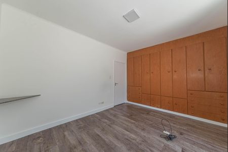 Casa para alugar com 110m², 2 quartos e 2 vagas Casa para alugar com 110m², 2 quartos e 2 vagasQuarto 1
