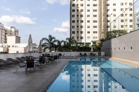 Apartamento à venda com 85m², 3 quartos e 2 vagas Apartamento à venda com 85m², 3 quartos e 2 vagasÁrea comum - Piscina
