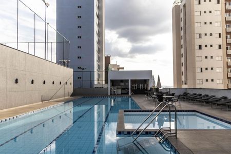 Apartamento à venda com 85m², 3 quartos e 2 vagas Apartamento à venda com 85m², 3 quartos e 2 vagasÁrea comum - Piscina