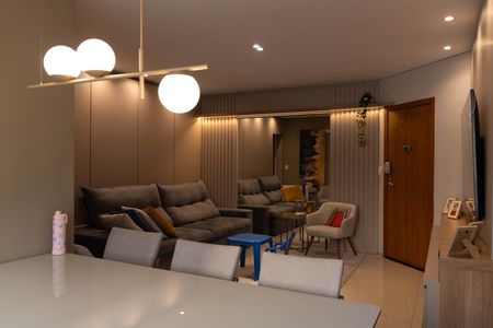 Apartamento à venda com 85m², 3 quartos e 2 vagas Apartamento à venda com 85m², 3 quartos e 2 vagasSala