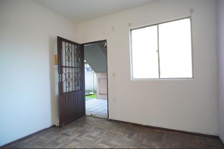 Sala de apartamento para alugar com 2 quartos, 38m² em Cohab, Sapucaia do Sul