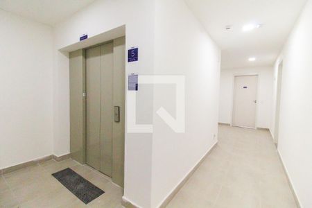 Apartamento para alugar com 42m², 2 quartos e sem vaga