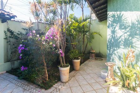 Vista da Sala de casa para alugar com 3 quartos, 380m² em Vila Suissa, Mogi das Cruzes