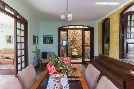 Sala de Jantar de casa para alugar com 3 quartos, 380m² em Vila Suissa, Mogi das Cruzes