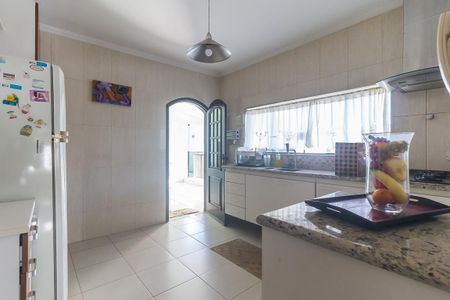 Casa para alugar com 380m², 5 quartos e 6 vagas Casa para alugar com 380m², 5 quartos e 6 vagasCozinha