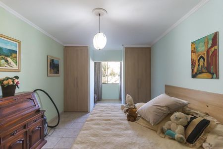 Casa para alugar com 380m², 5 quartos e 6 vagas Casa para alugar com 380m², 5 quartos e 6 vagasQuarto 3 - Suíte 3