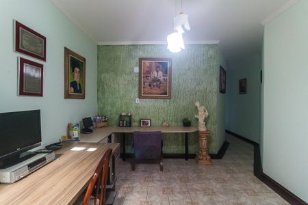 Casa para alugar com 380m², 5 quartos e 6 vagas Casa para alugar com 380m², 5 quartos e 6 vagasEscritório