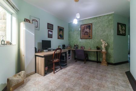 Casa para alugar com 380m², 5 quartos e 6 vagas Casa para alugar com 380m², 5 quartos e 6 vagasEscritório