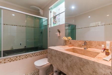 Casa para alugar com 380m², 5 quartos e 6 vagas Casa para alugar com 380m², 5 quartos e 6 vagasBanheiro da Suíte 3