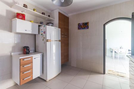 Casa para alugar com 380m², 5 quartos e 6 vagas Casa para alugar com 380m², 5 quartos e 6 vagasCozinha