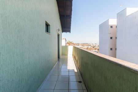Casa para alugar com 380m², 5 quartos e 6 vagas Casa para alugar com 380m², 5 quartos e 6 vagasVaranda do Quarto 2
